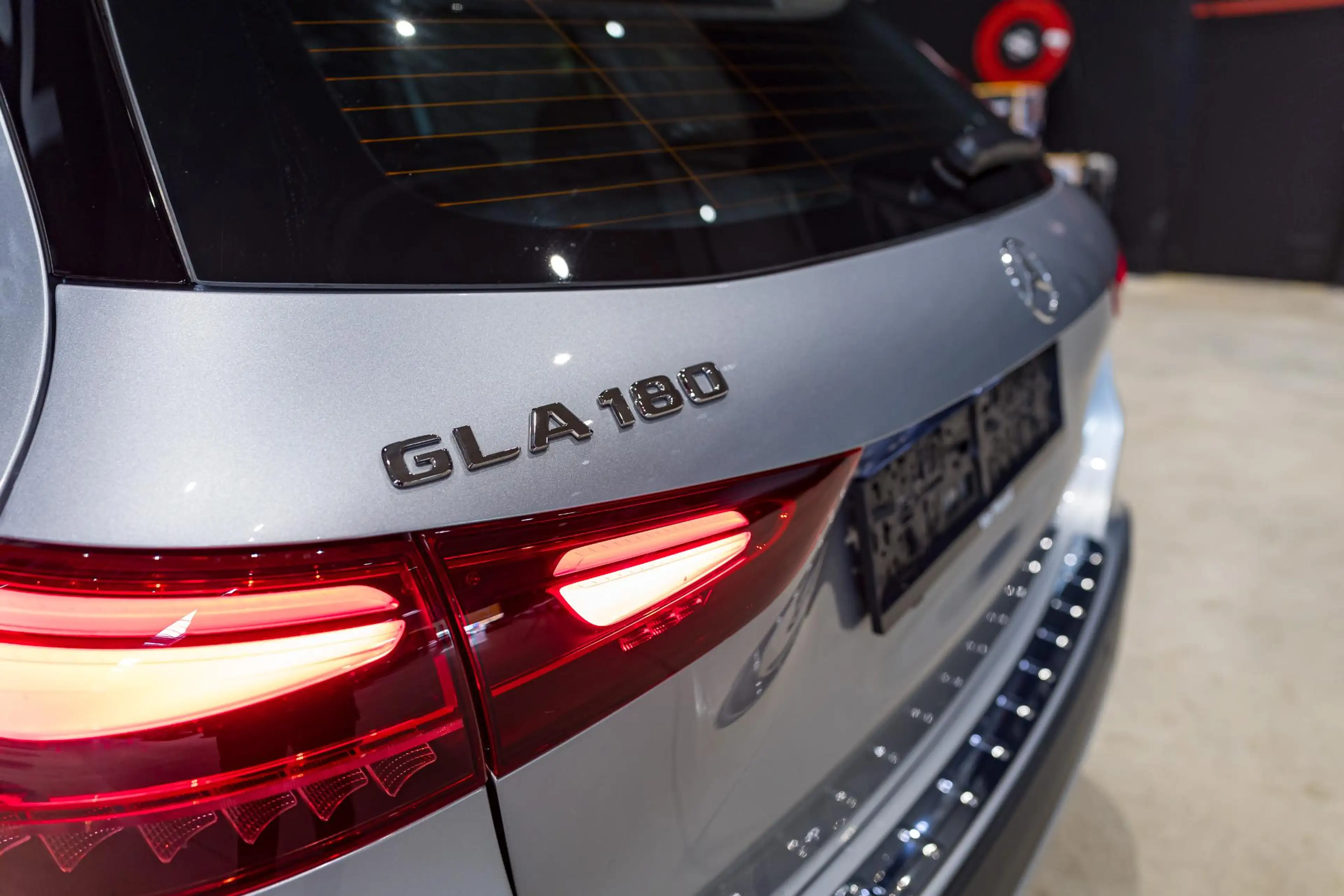 Mercedes-Benz GLA 180 GLA Business Line — photo 9