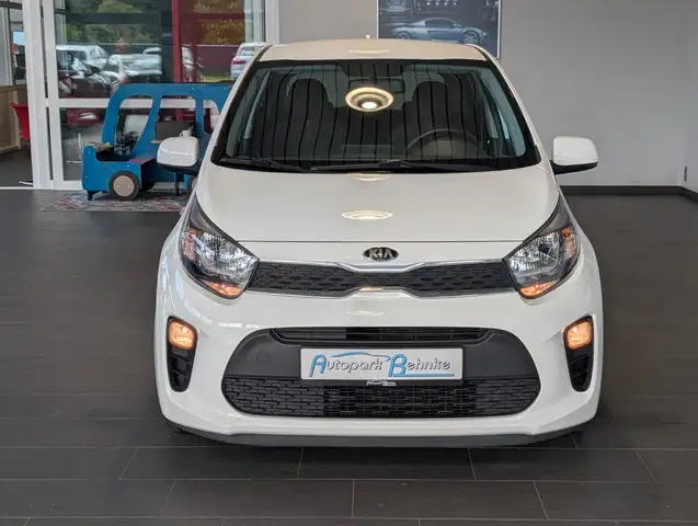 Kia Picanto view 4