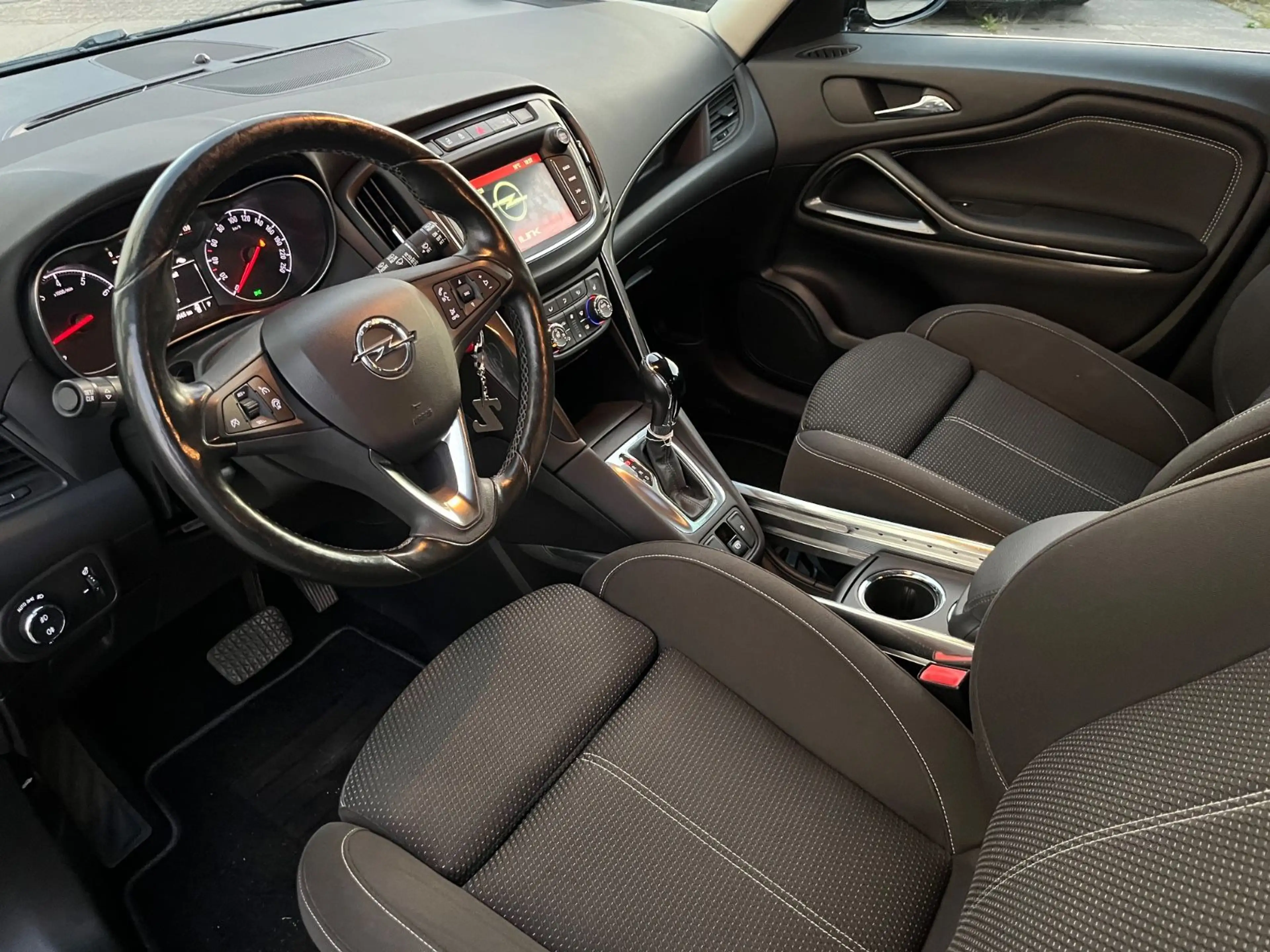 Opel Zafira C Innovation ,7-Sitzer, tüv neu — photo 8