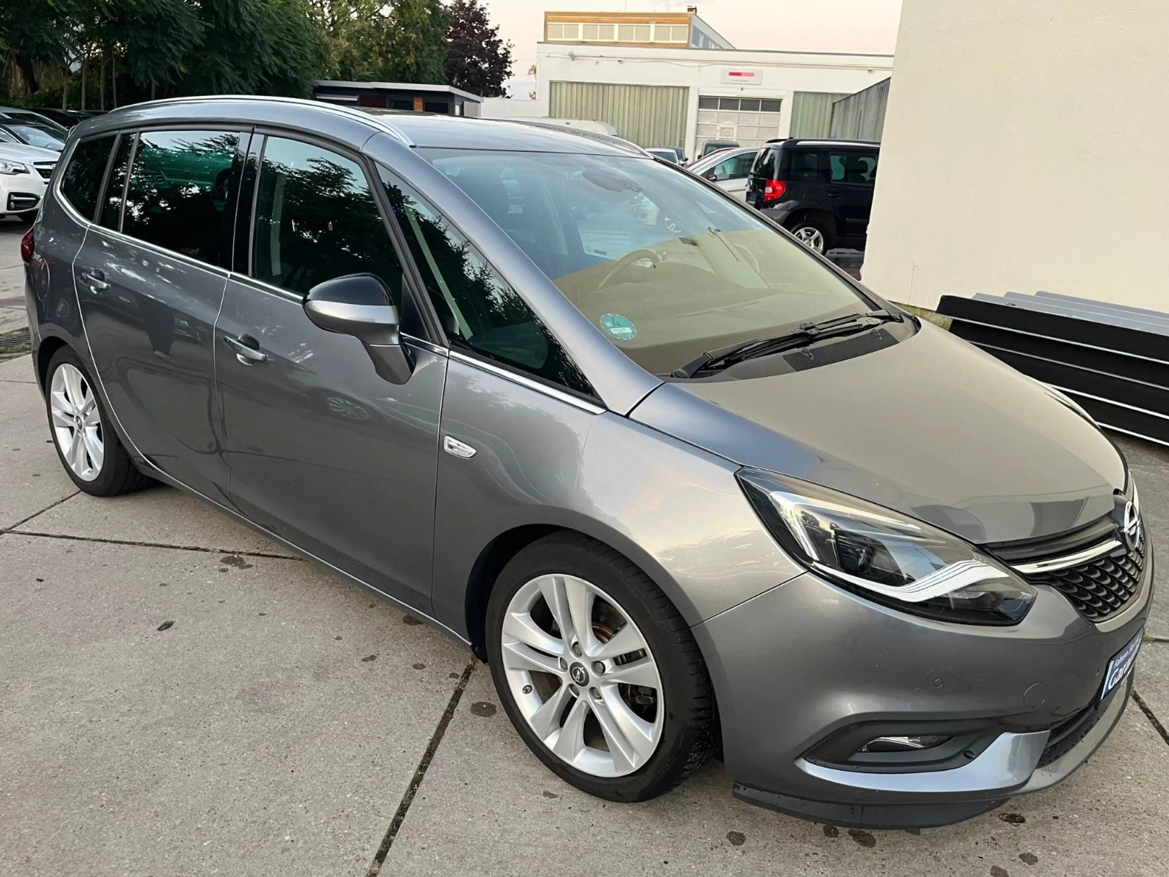 Opel Zafira C Innovation ,7-Sitzer, tüv neu — photo 3