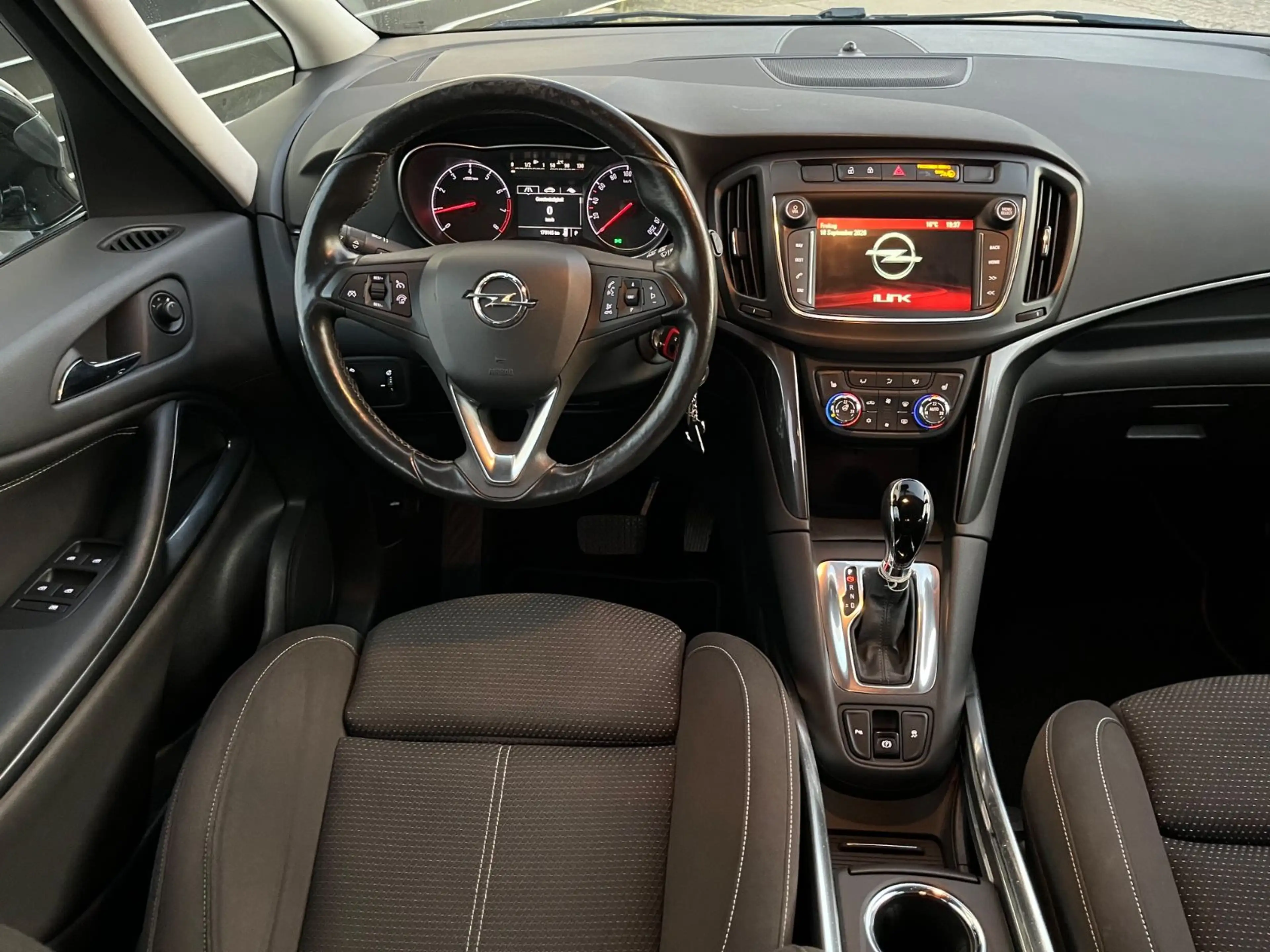 Opel Zafira C Innovation ,7-Sitzer, tüv neu — photo 6