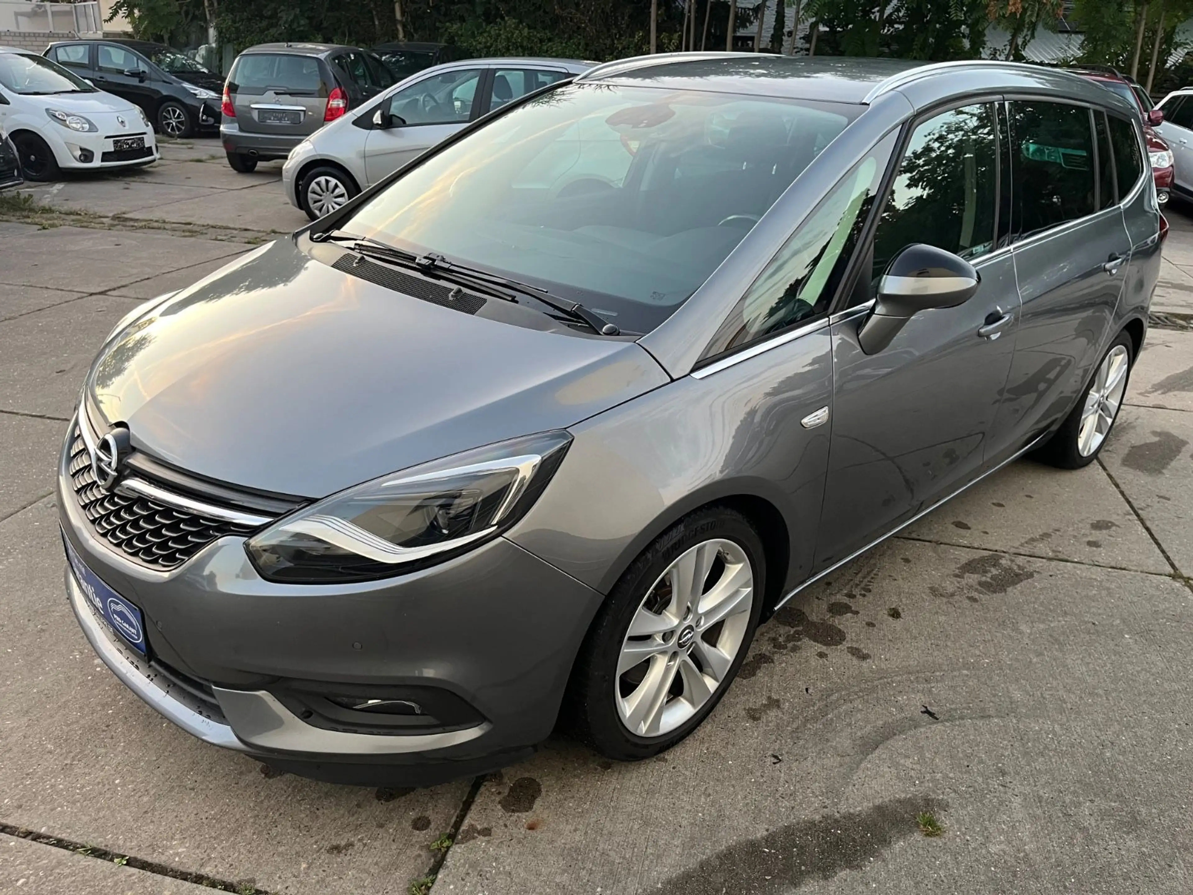 Opel Zafira C Innovation ,7-Sitzer, tüv neu