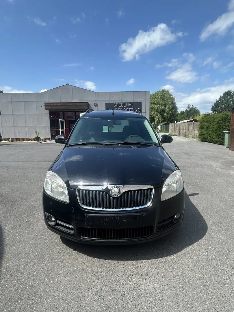 Skoda Roomster 1.2i Elegance - 1