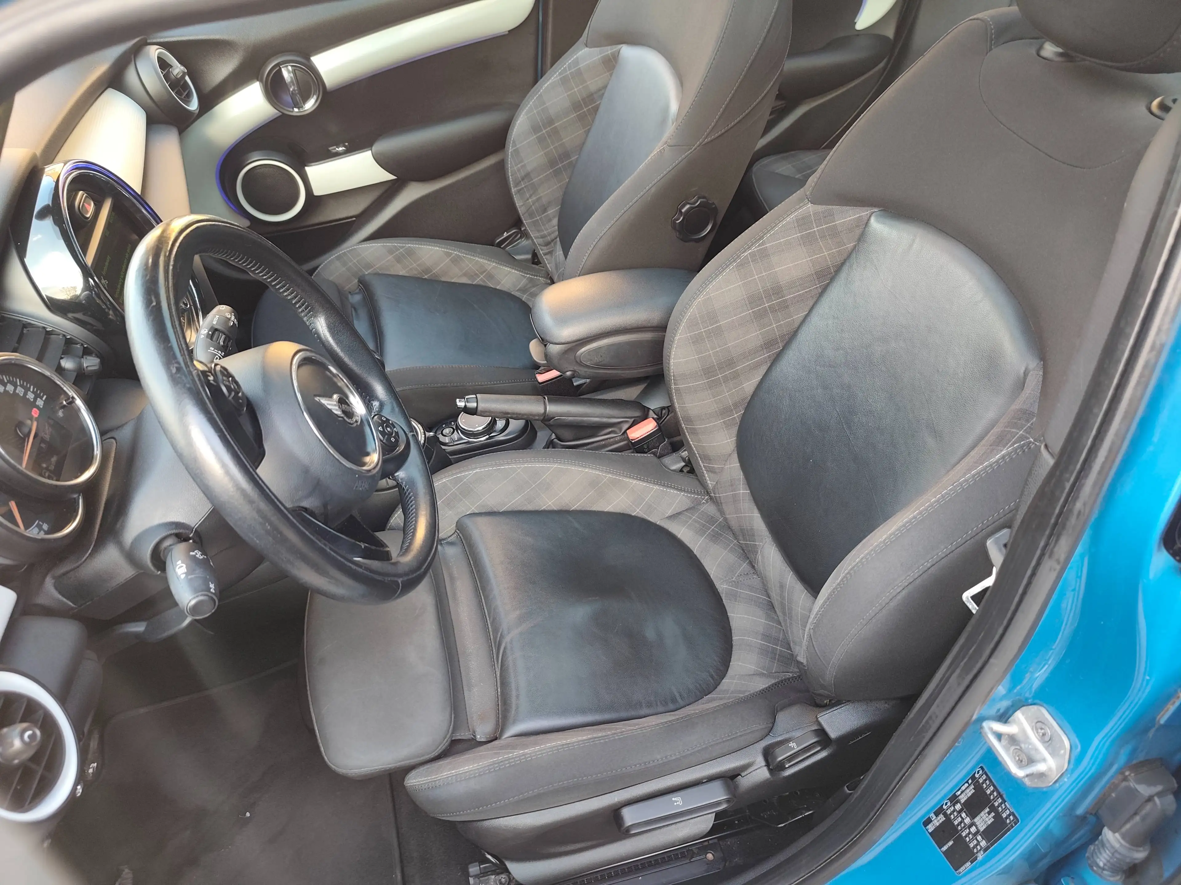 MINI Cooper D Cooper D Chilli/Leder/Panorama/Wirles/Business Paket/PDC/Ambiente/ — photo 9
