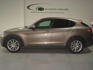 Stelvio 2.0 T AWD Super LEDER / NAVI + CAMERA / 4 X 4