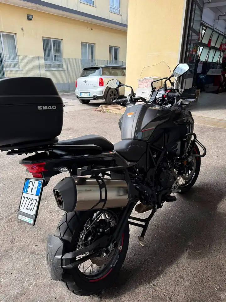 Benelli TRK 502