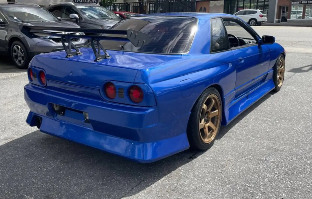 Nissan Skyline снимка Nissan Skyline