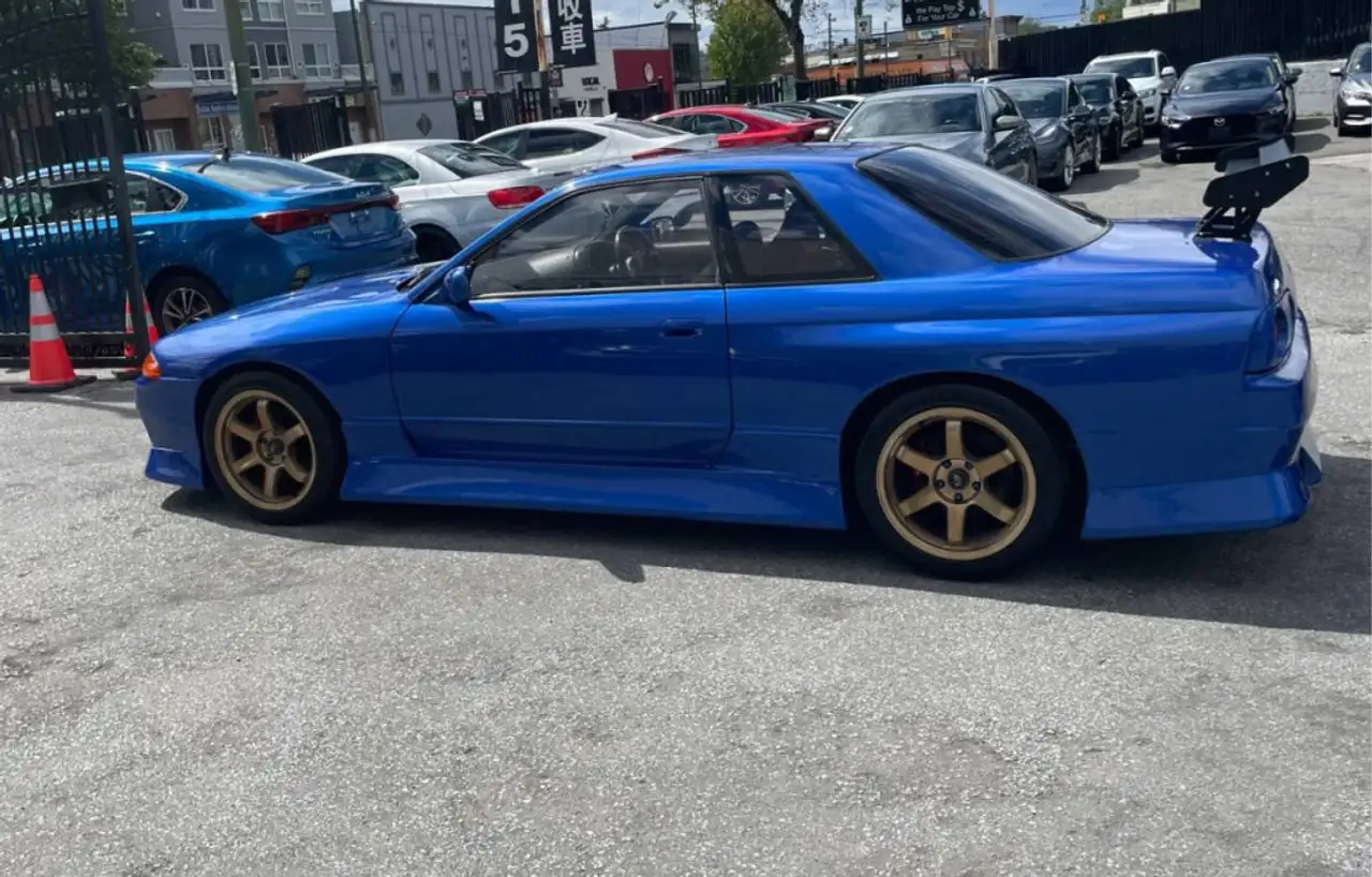 Nissan Skyline снимка Nissan Skyline