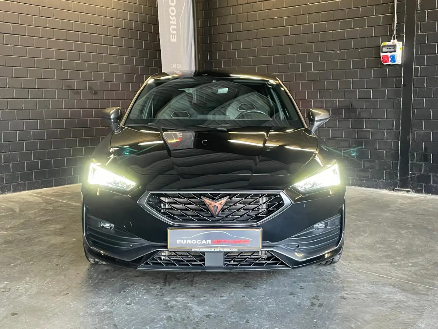 CUPRA Leon 245CV eHybrid DSG6 ** Caméra ** VSS ** Noir - 2