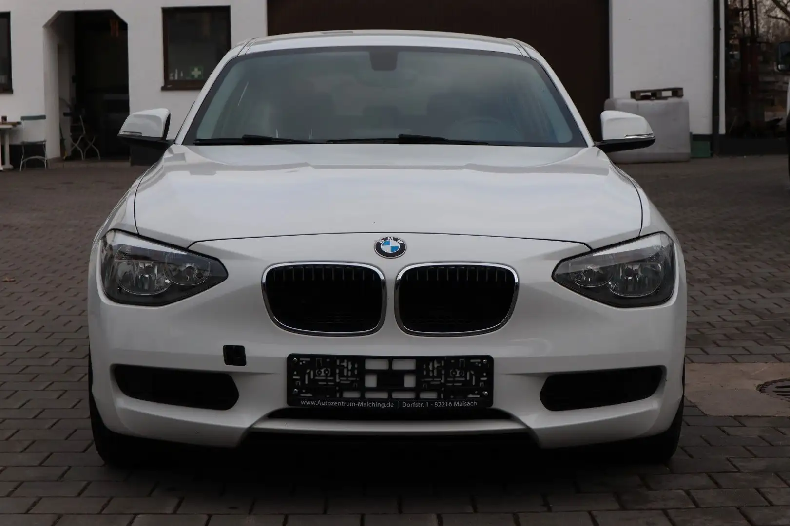 BMW 114 i Klima - Sitzheizung - Steuerkette & TÜV NEU Blanc - 2