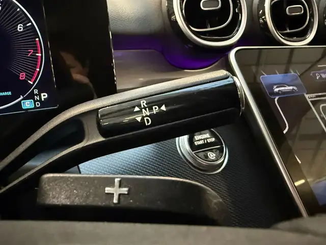 Mercedes-Benz C-Class view 13