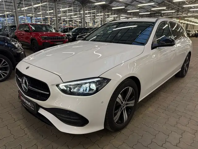 Mercedes-Benz C-Class view 3