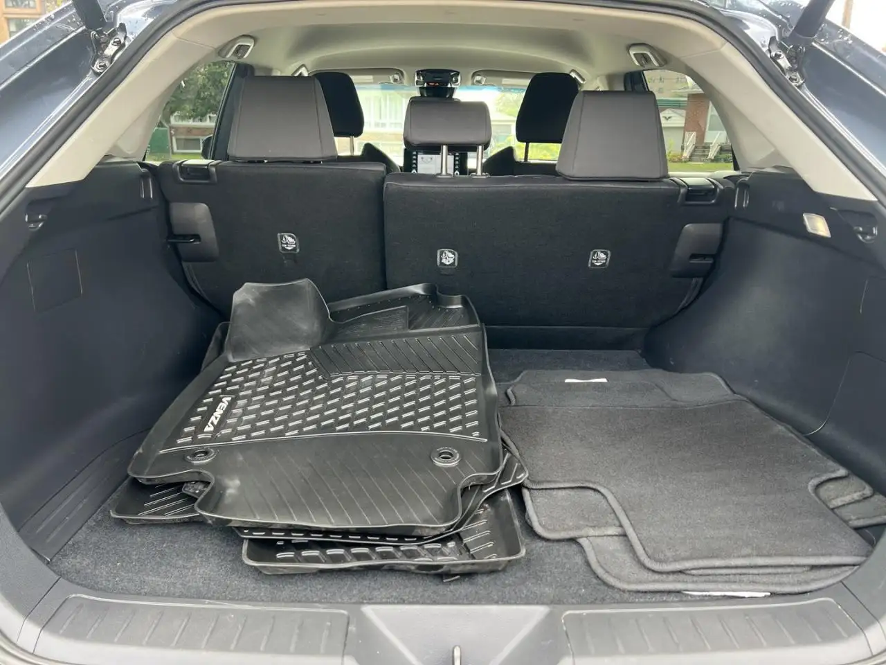 Toyota Venza снимка Toyota Venza