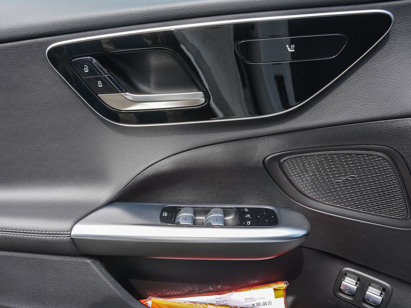 Mercedes-Benz C 300 C 300 e AVANTGARDE MBUX KAMERA APPLE LED DAB — photo 14
