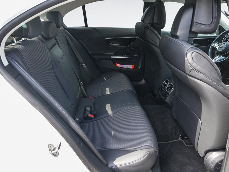 Mercedes-Benz C 300 C 300 e AVANTGARDE MBUX KAMERA APPLE LED DAB — photo 6