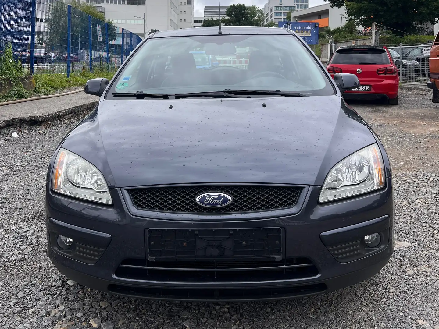 Ford Focus Turnier 1.6 16V Titanium Gris - 1
