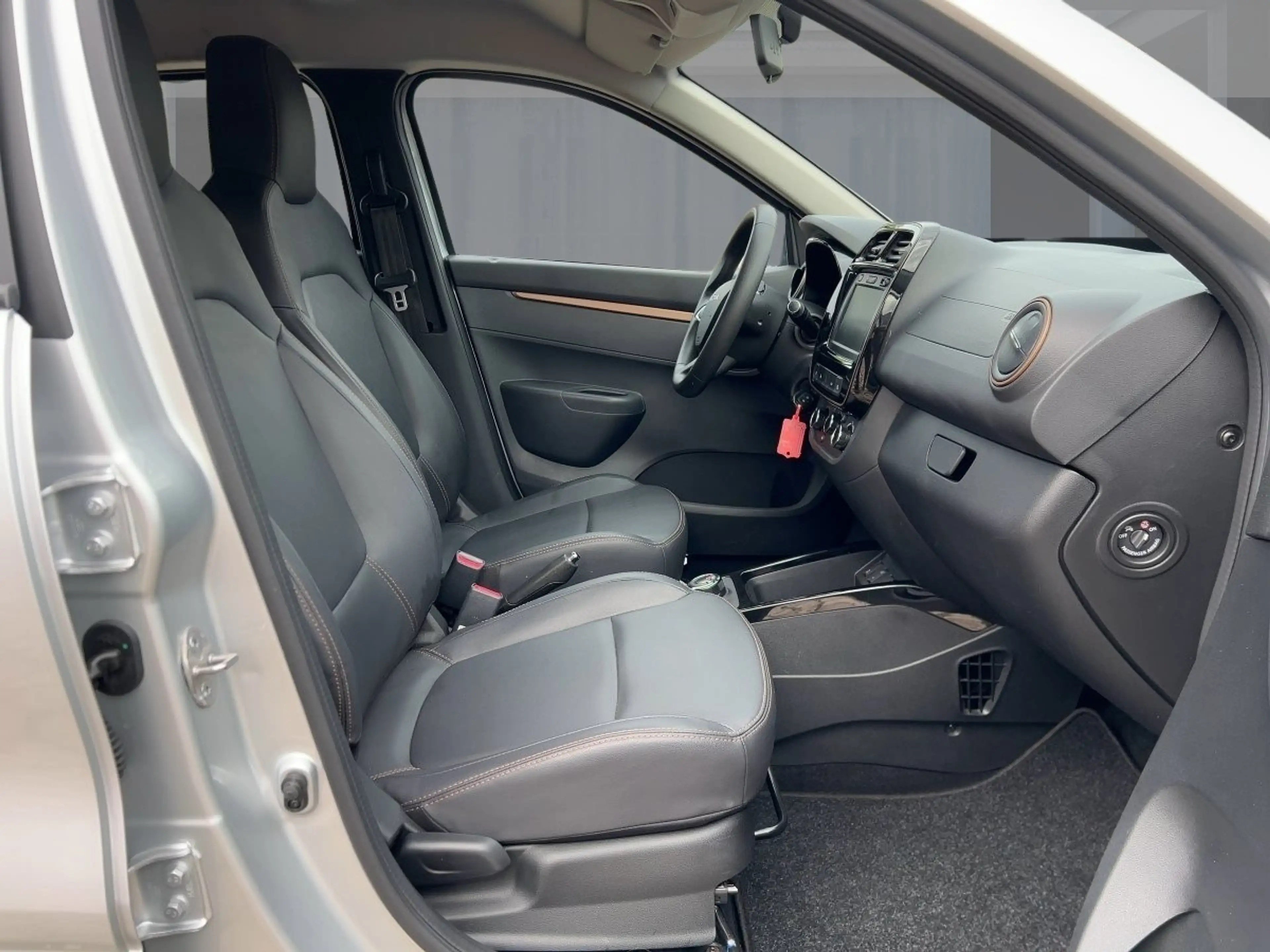 Dacia Spring ELECTRIC 65 + CCS Rückfahrkamera PDC ABS — photo 8