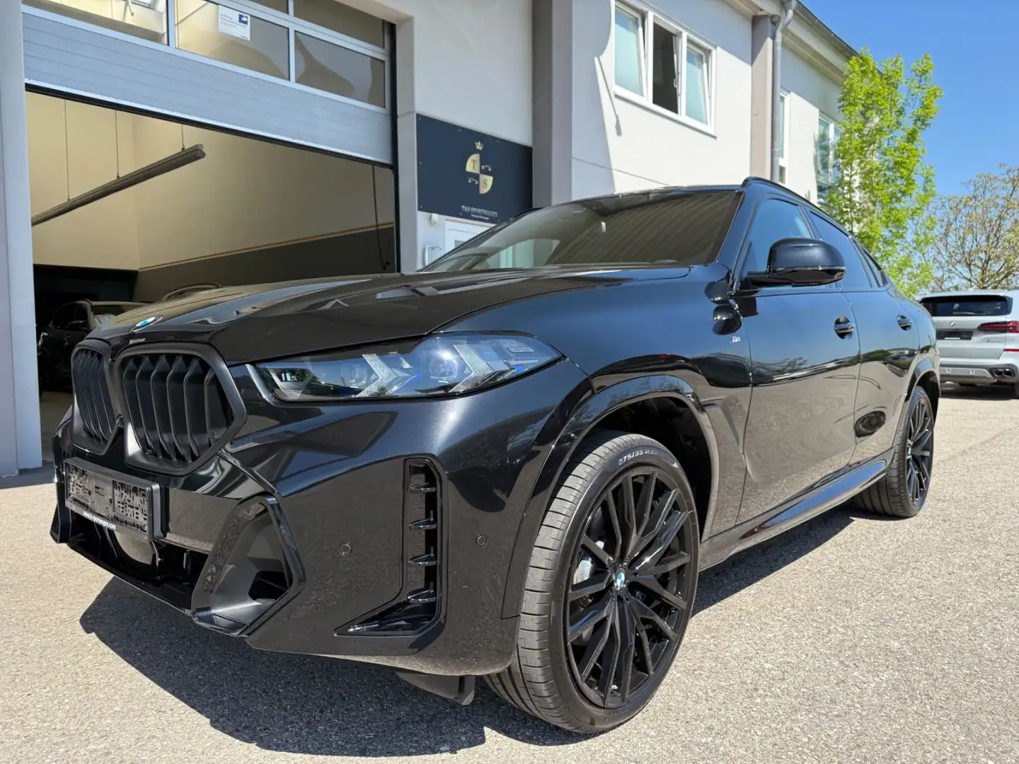 BMW X6 30 d xDrive M Sport*Pano*22 Zoll* Schwarz - 1