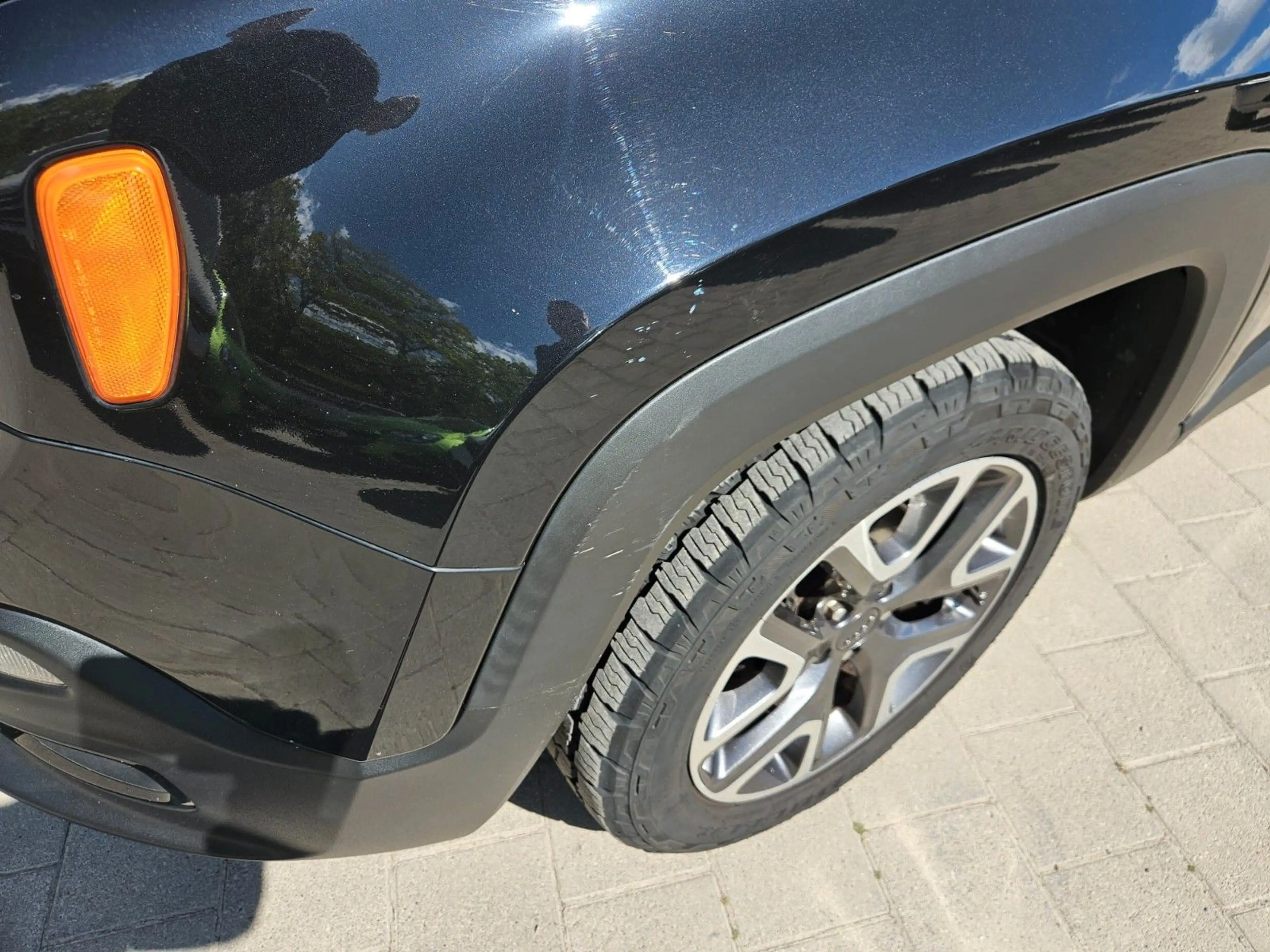 Jeep Renegade Longitude FWD — photo 8