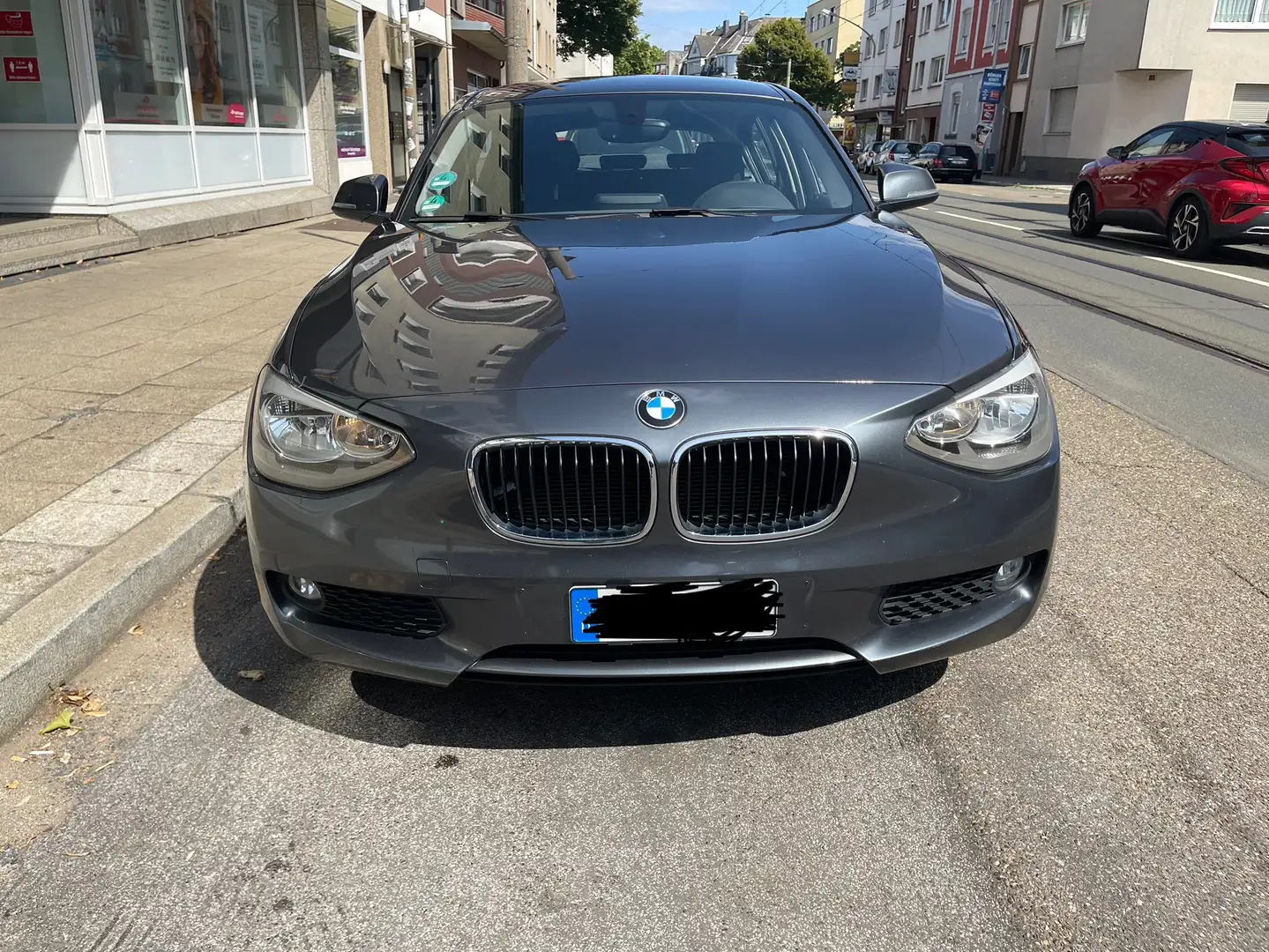 BMW 118 118 d *Navi* *SHZ* *PDC* Grau - 2