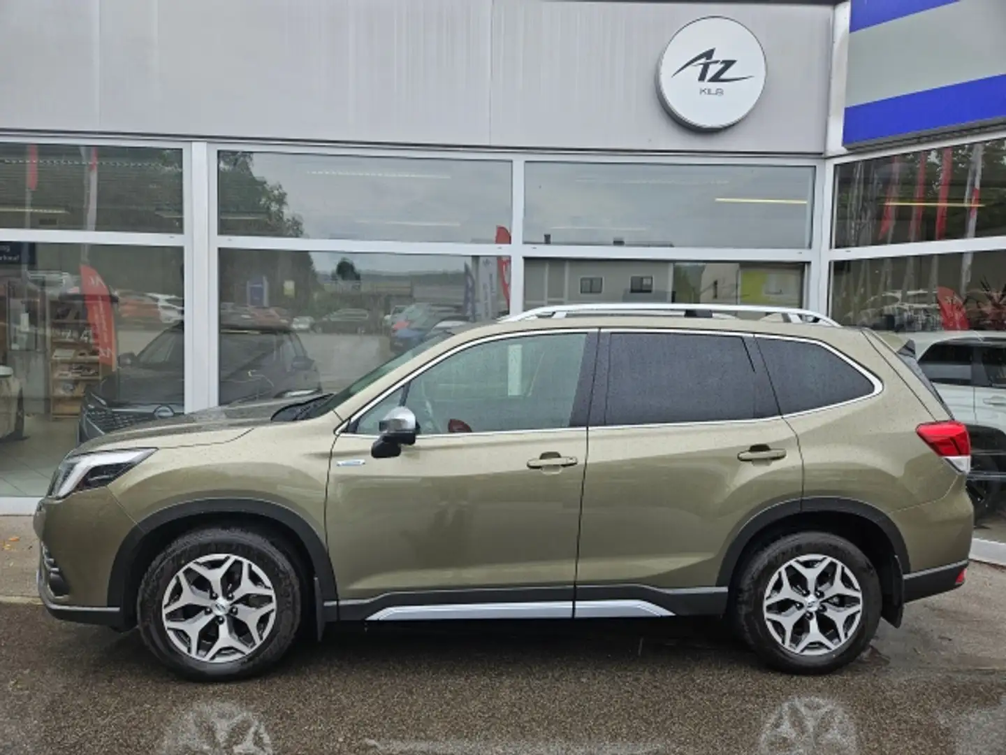 Subaru Forester Style Xtra 2,0i e-Boxer CVT AWD Vert - 1