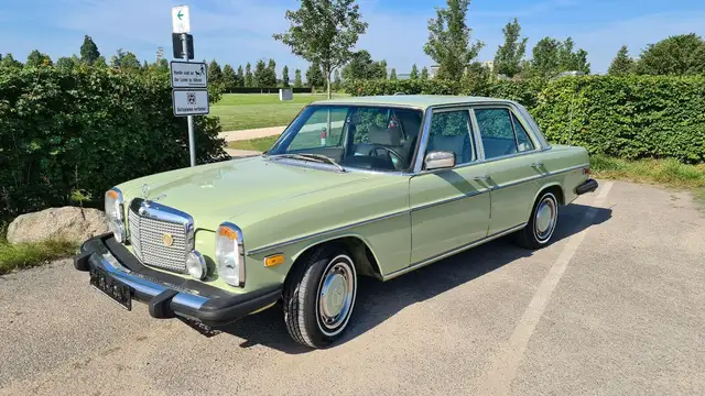 Mercedes-Benz 300 Diesel W115