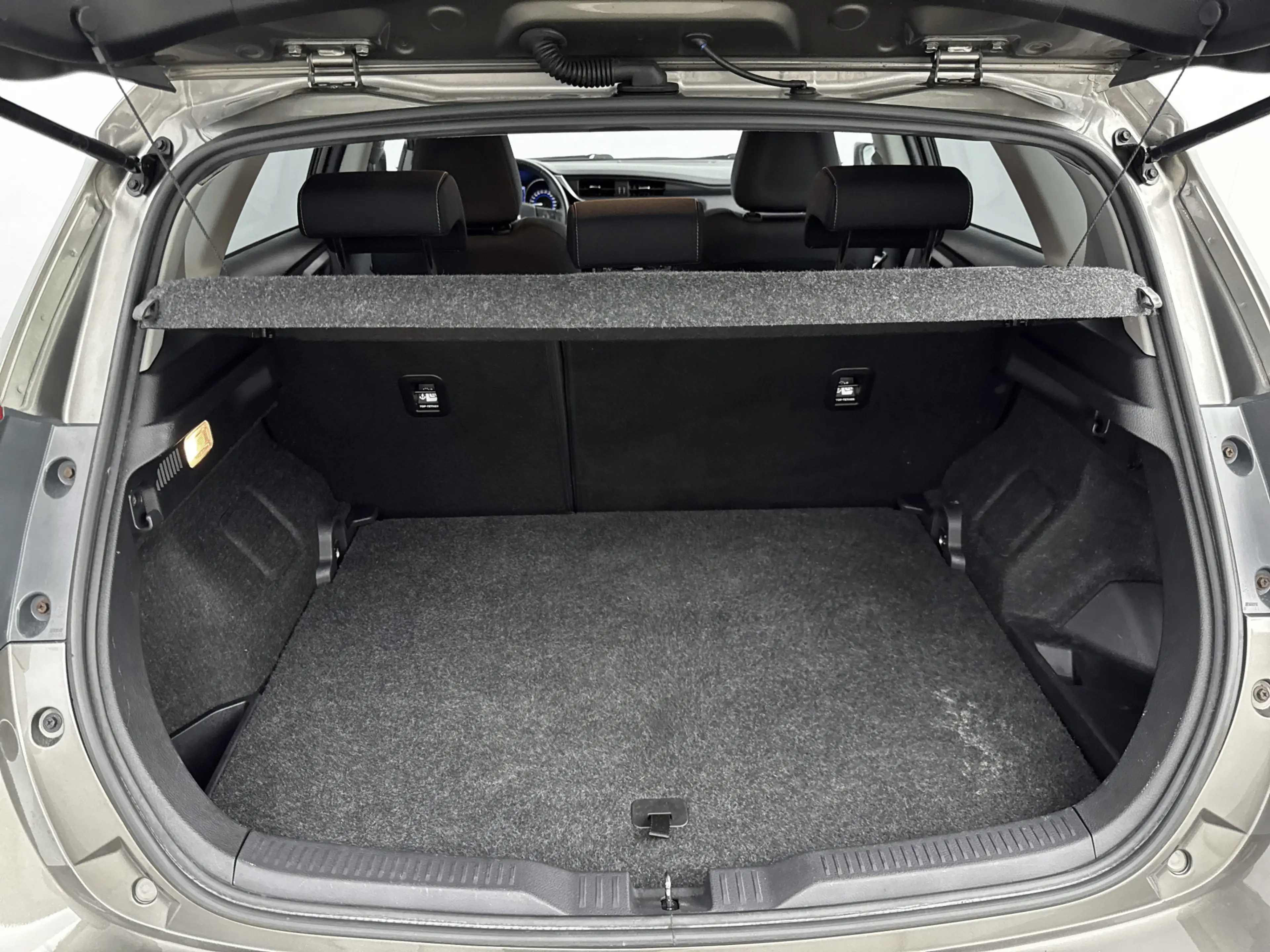 Toyota Auris 1.8 Hybrid Dynamic | Navigatie | Cruise Control | — photo 15