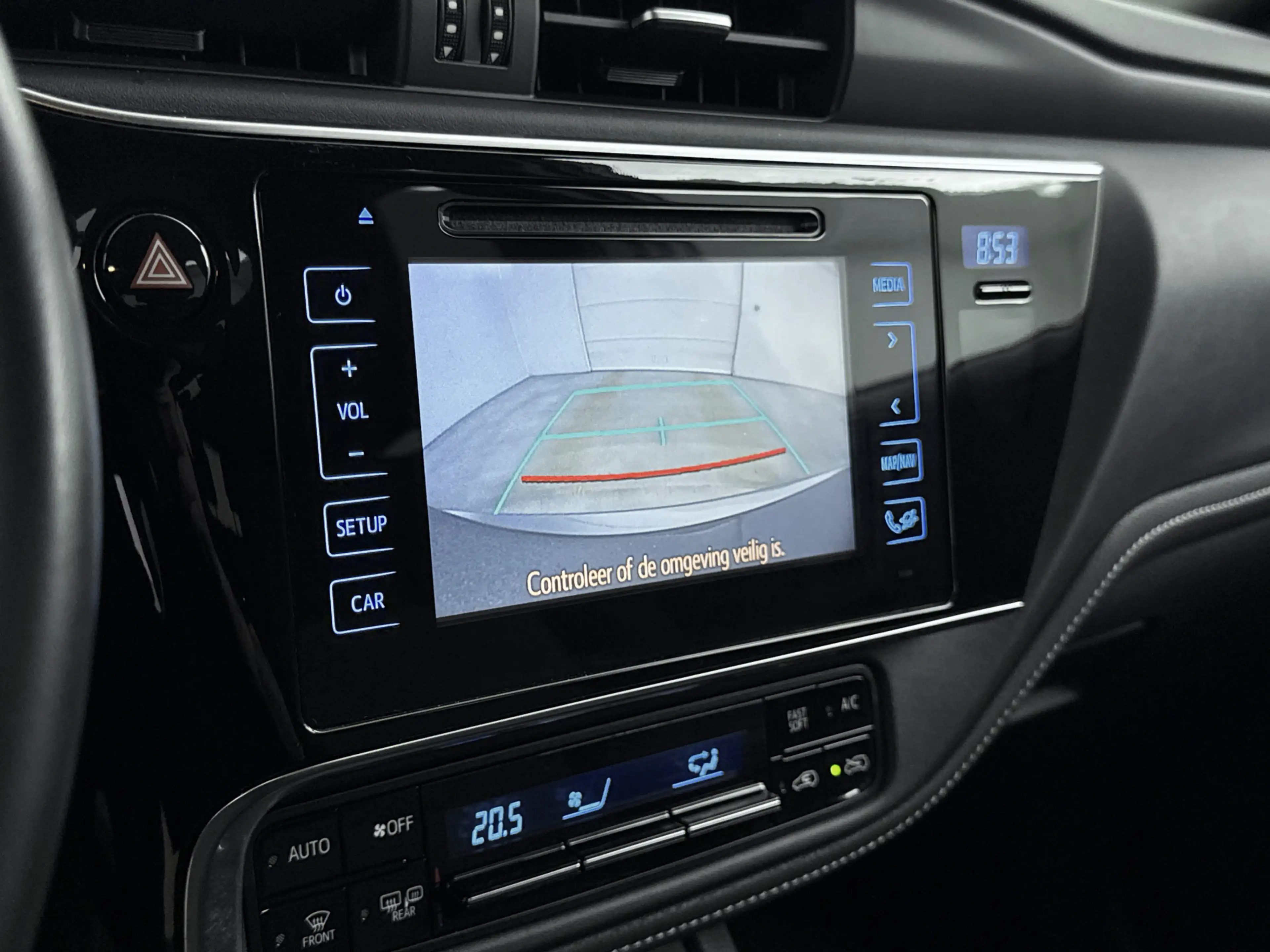 Toyota Auris 1.8 Hybrid Dynamic | Navigatie | Cruise Control | — photo 11