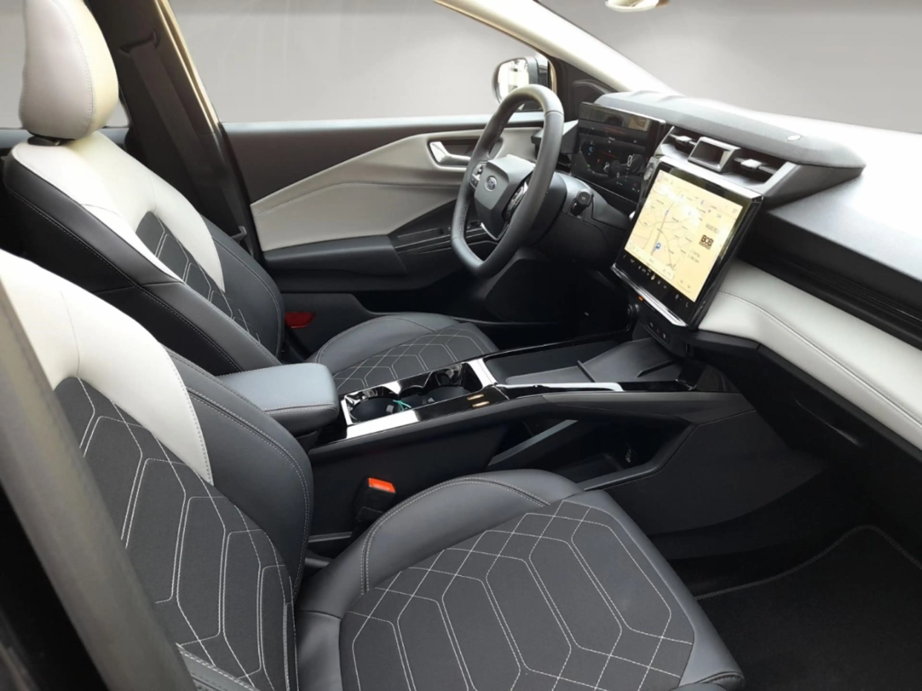 Ford Puma Premium 47kWh FWD AT AHK-abnehmbar El. Panodach Le — photo 15
