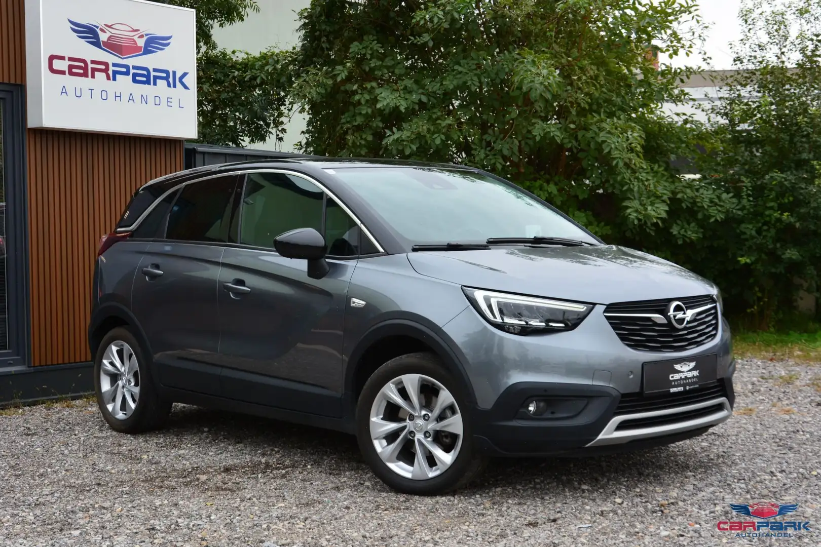 Opel Crossland X 1,2 Turbo Innovation St./St Aut. Grau - 1