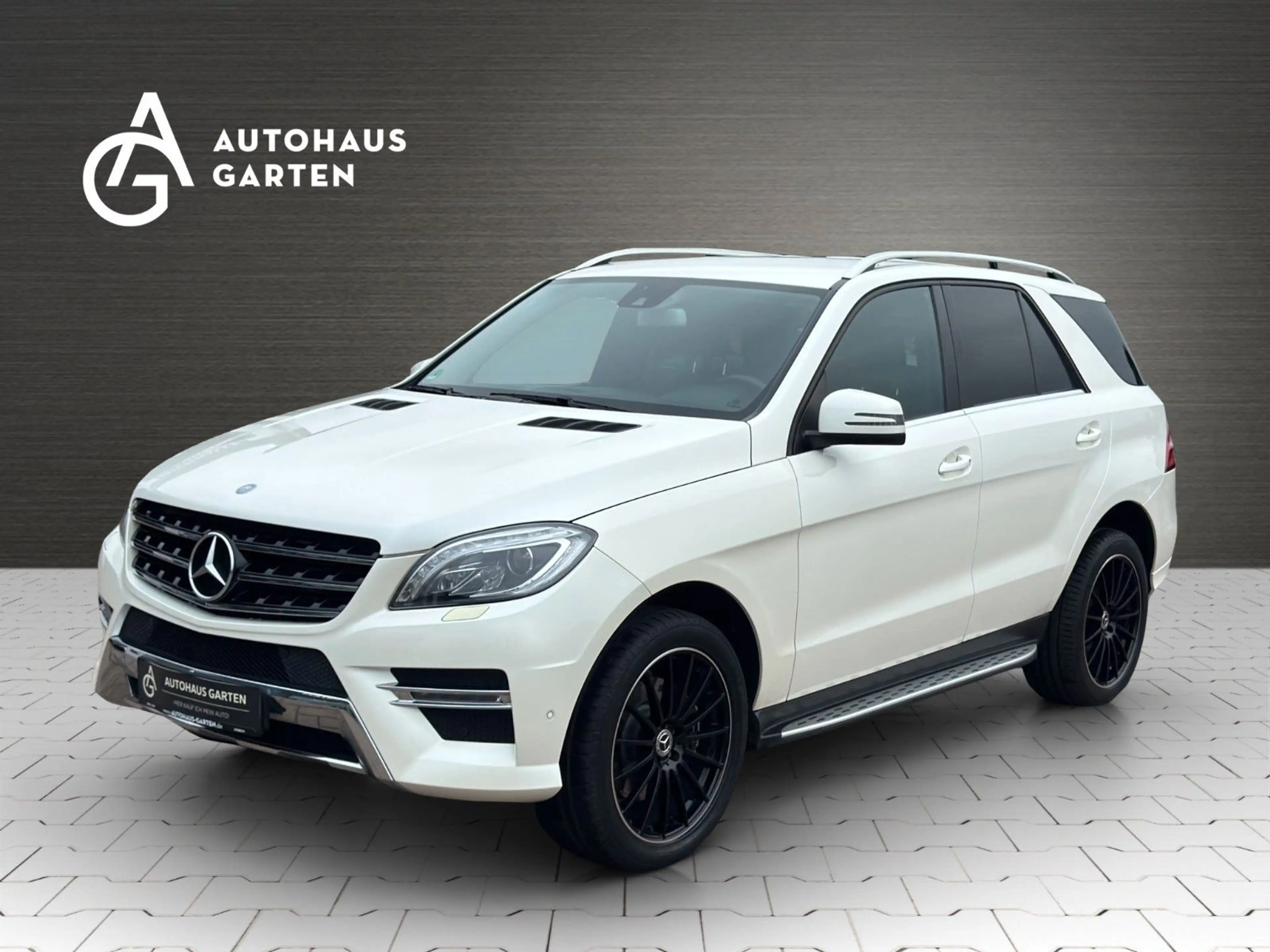 Mercedes-Benz ML 350 CDI AMG 4Matic Xenon Standh. Kamera Tempo