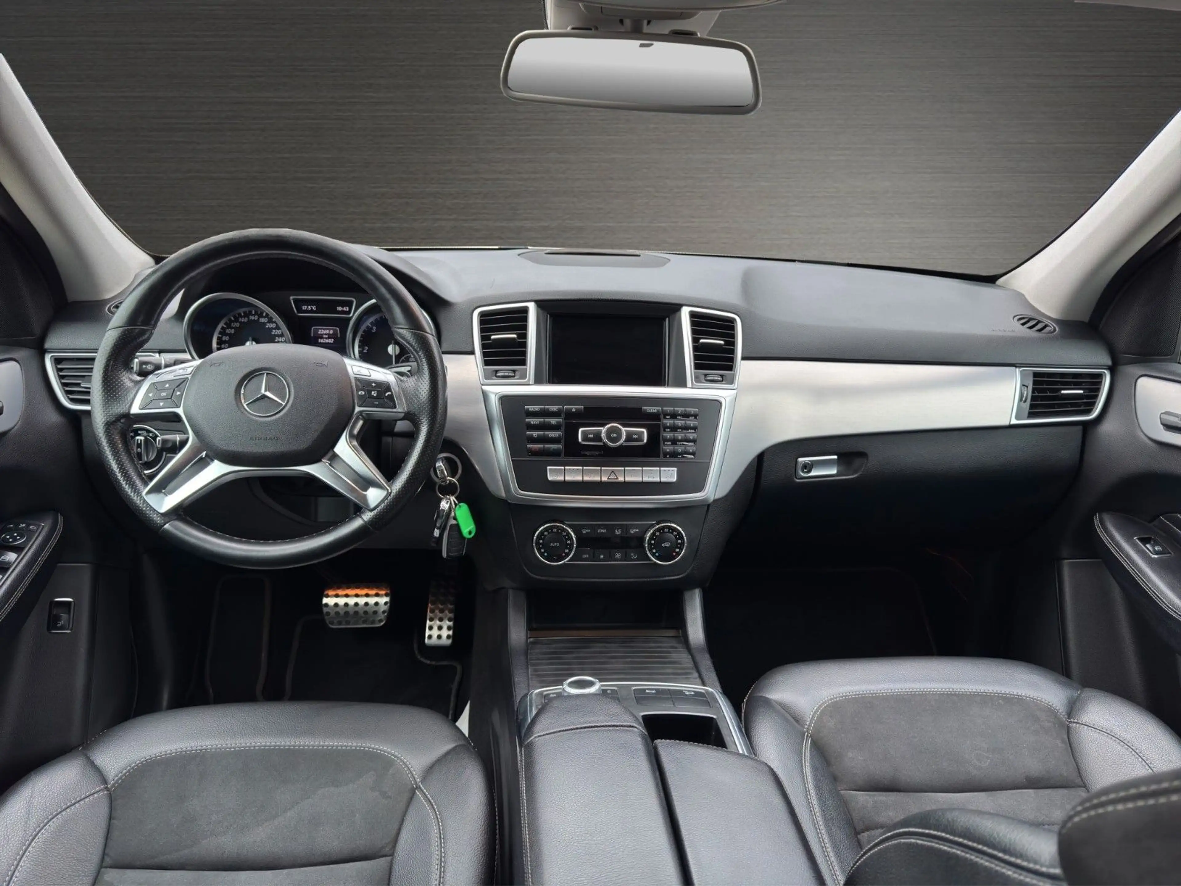 Mercedes-Benz ML 350 CDI AMG 4Matic Xenon Standh. Kamera Tempo — photo 14
