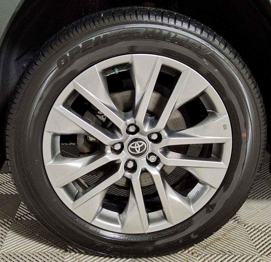 2024 Toyota RAV4 XLE AWD | Practical | Comfortable | AWD Capability — снимка 1