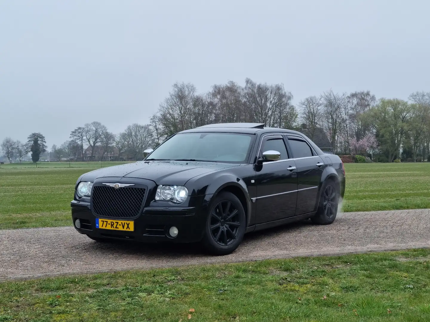Chrysler 300C 5.7 V8 HEMI 412 Pk!!! Schwarz - 2