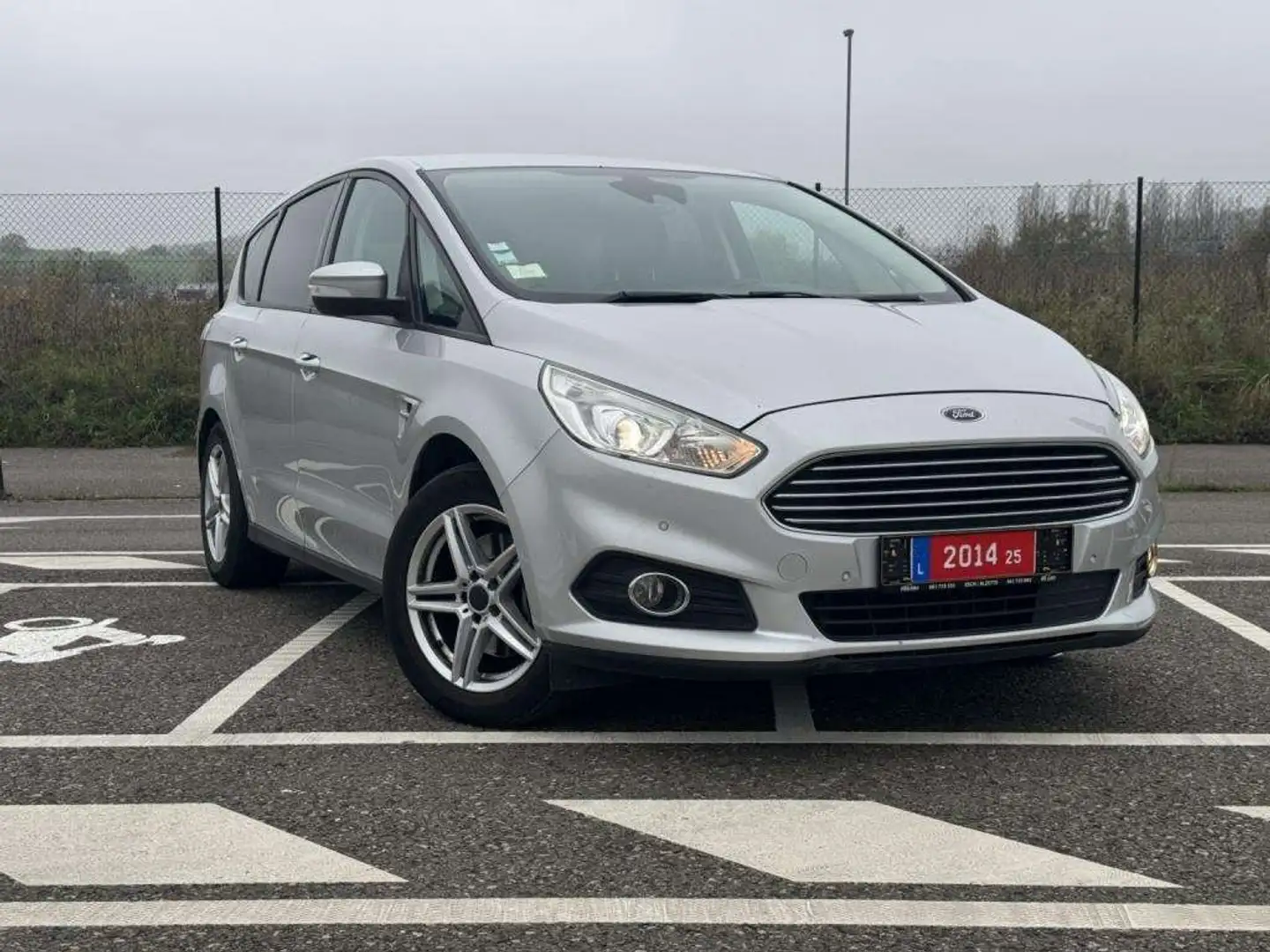 Ford S-Max FACELIFT / 2.0 TDI / LED / VOLANT MULTIFUNCTION / Argent - 2