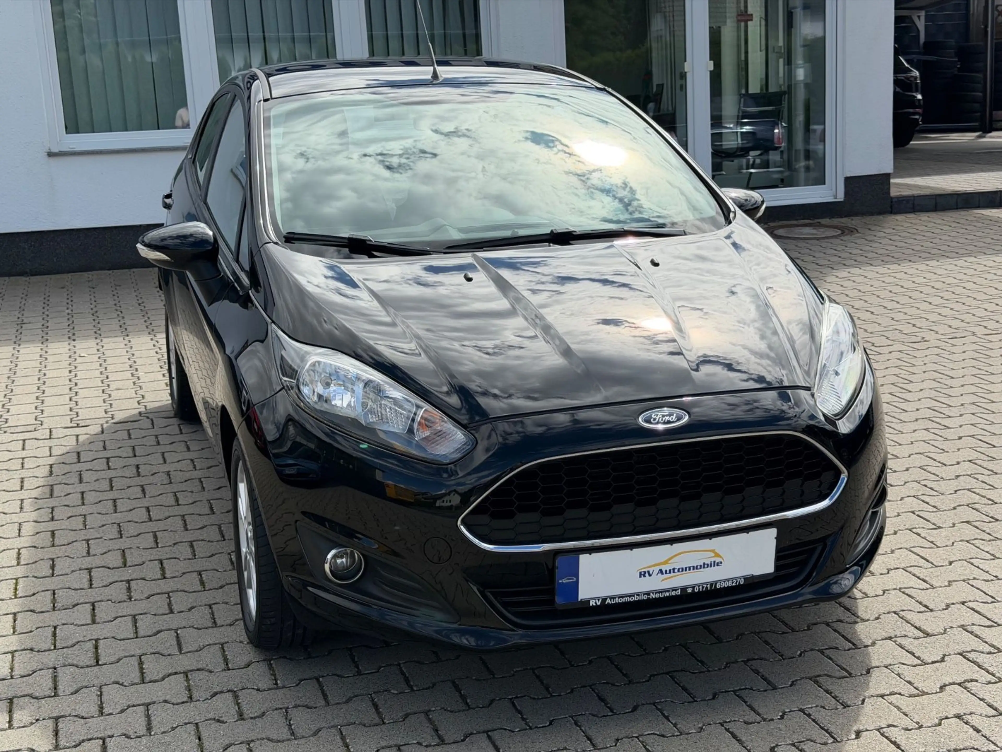 Ford Fiesta Trend — photo 4