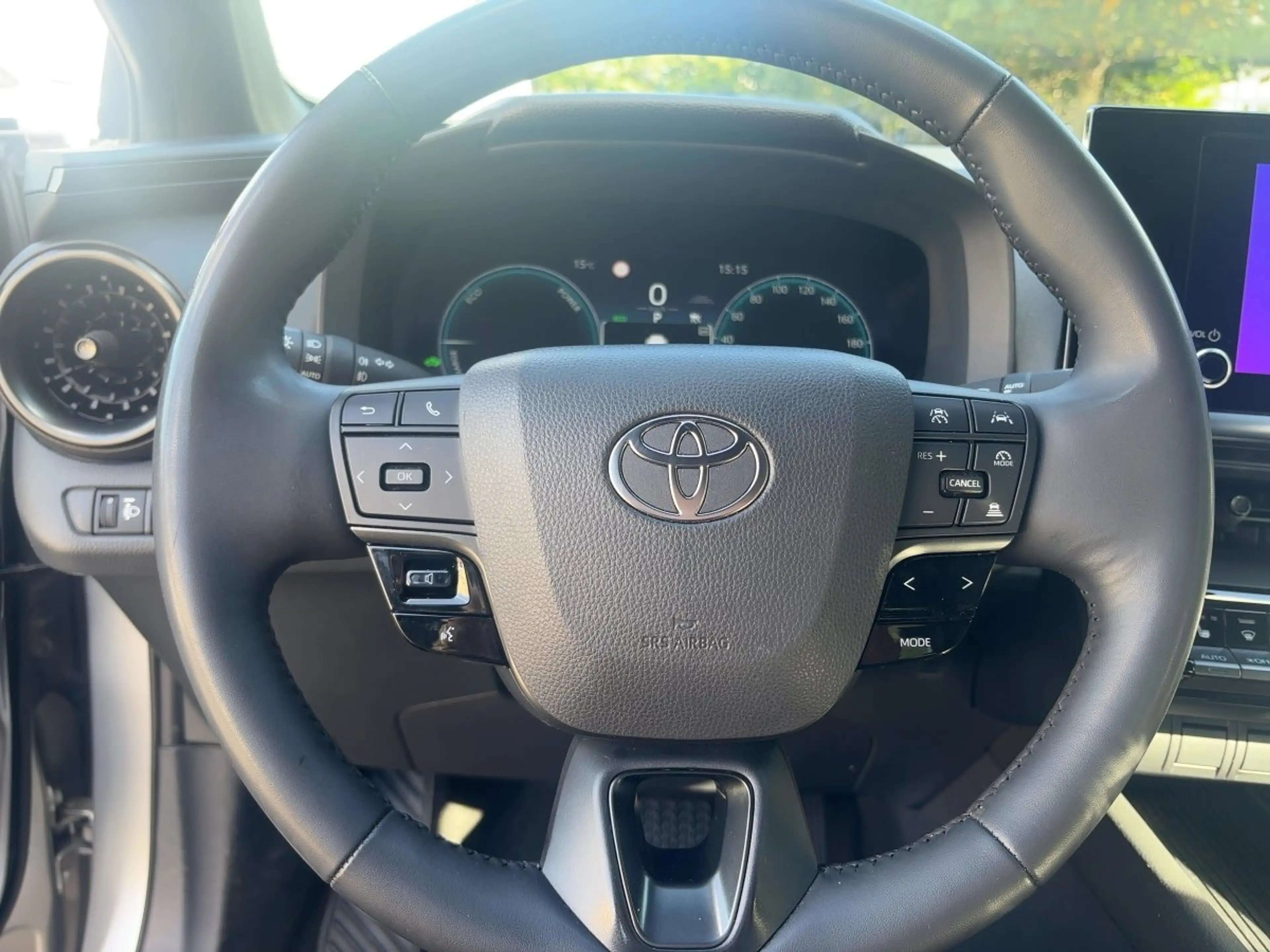 Toyota C-HR 1.8 FWD Business Edition Navigation AppleCar — photo 14