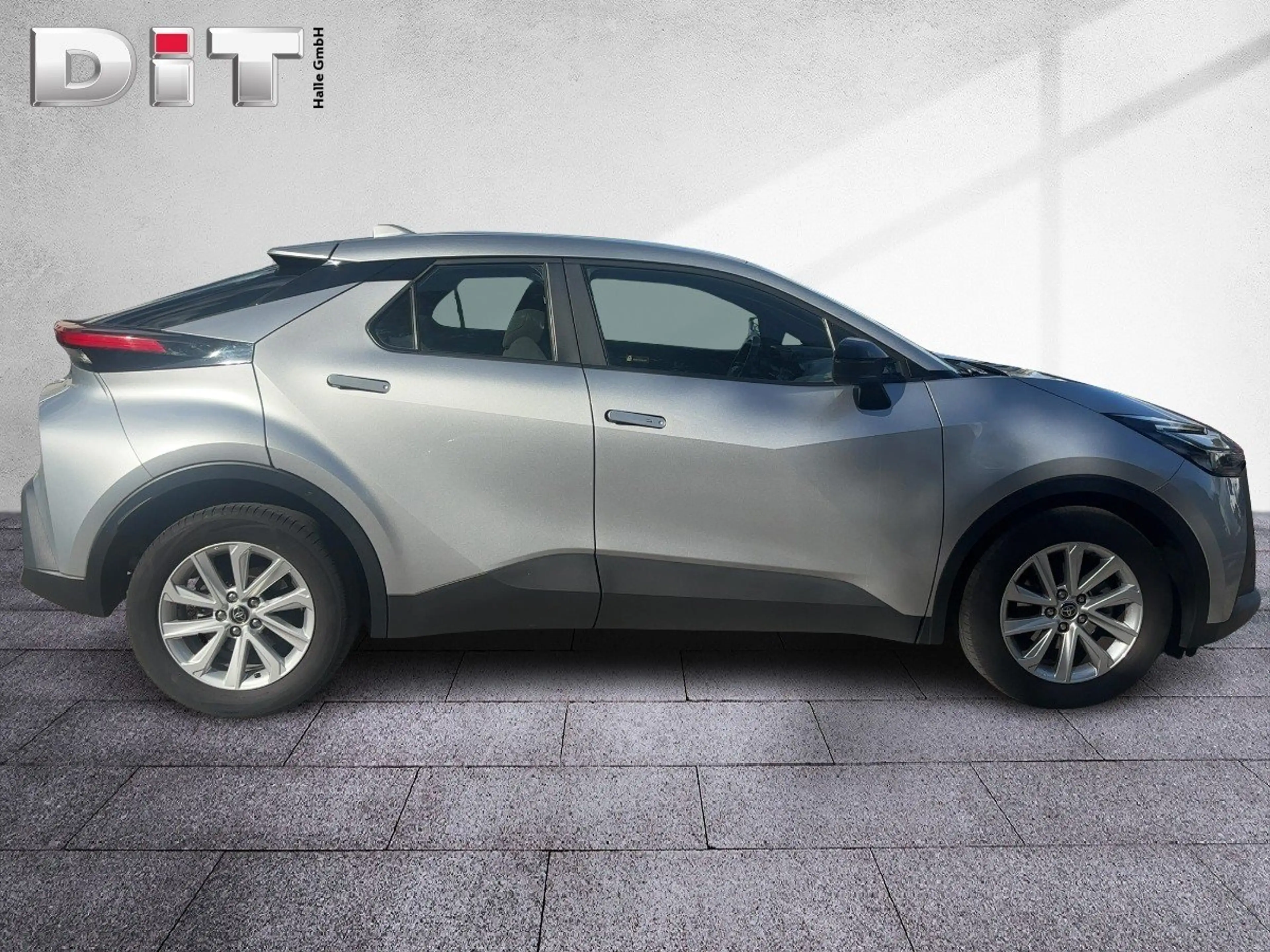 Toyota C-HR 1.8 FWD Business Edition Navigation AppleCar — photo 7