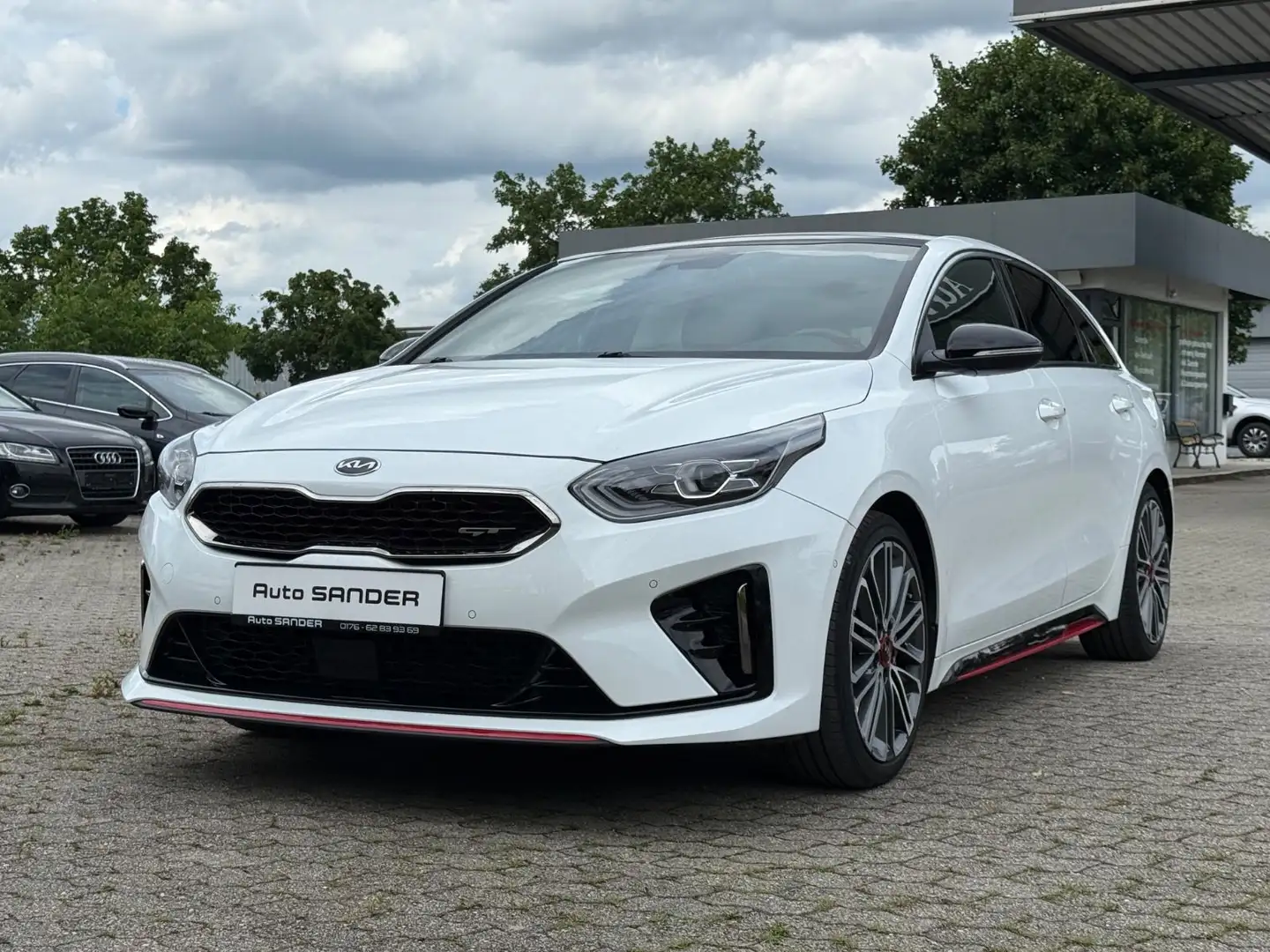Kia ProCeed / pro_cee'd GT Weiß - 1