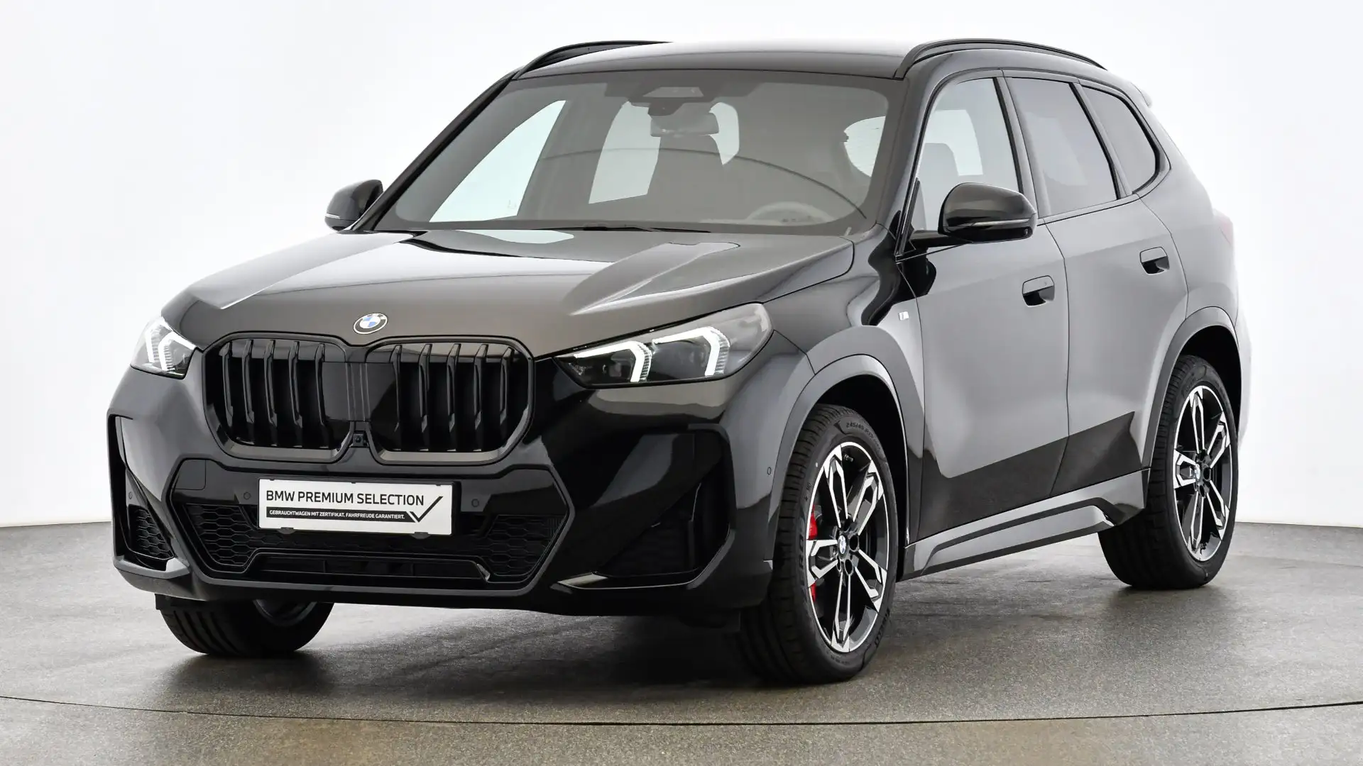 BMW X1 xDrive20d Schwarz - 1
