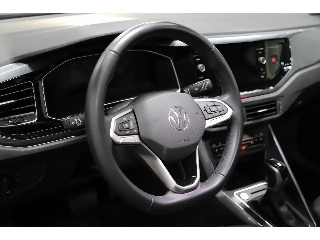 Volkswagen Polo Citadine 5 portes — photo 11