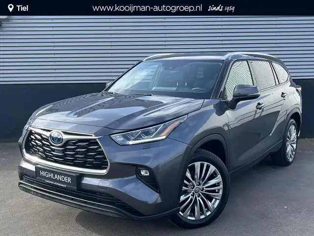 Toyota Highlander AWD 2.5 Hybrid Executive 7 persoons Trekhaak - tre