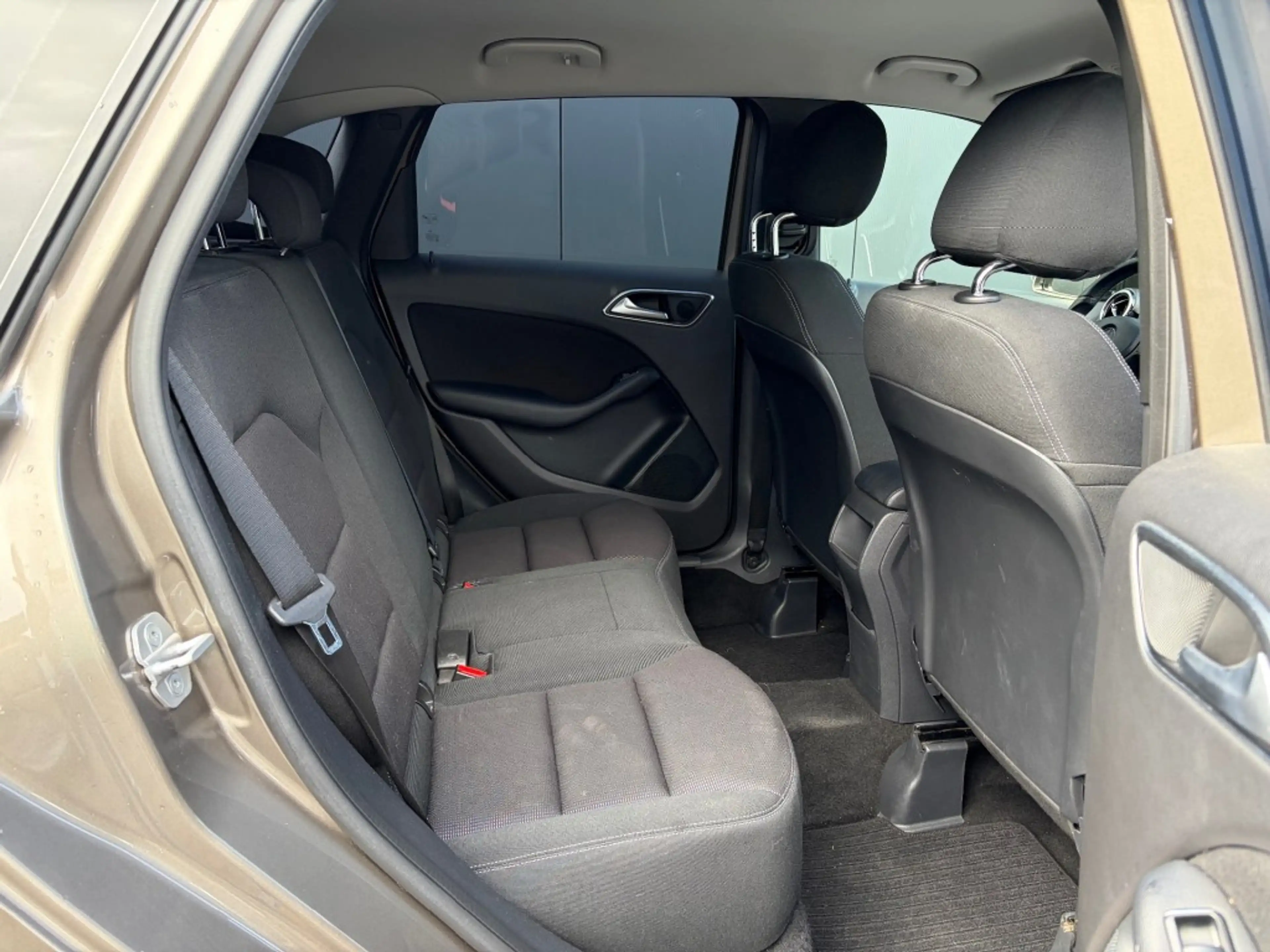 Mercedes-Benz B 180 B 180 Xenon Navi Cruise PTS Trekhaak — photo 4