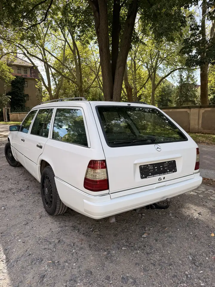 Mercedes-Benz T-Klasse E200, foto 5