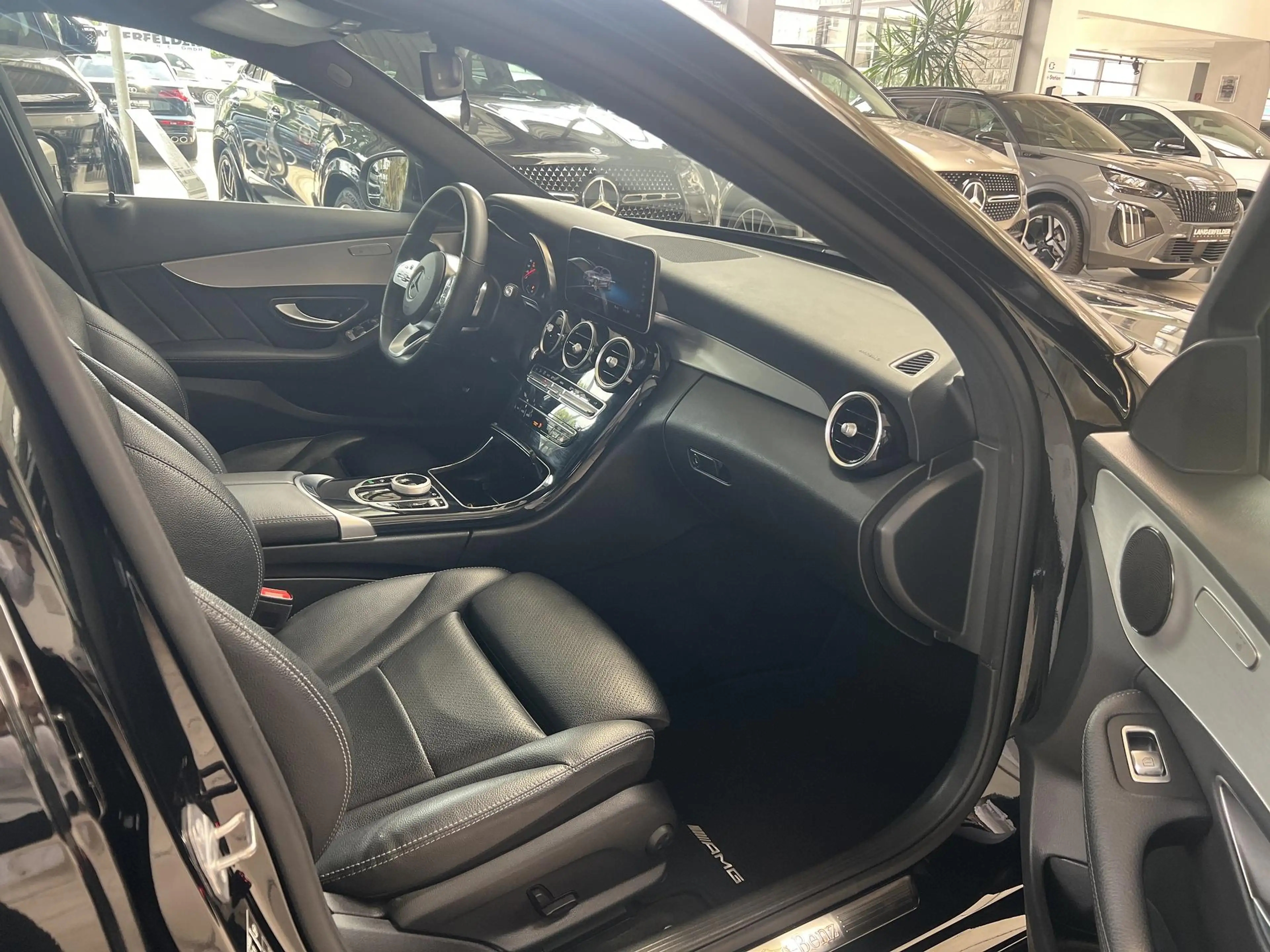 Mercedes-Benz C 180 C180 T AMG Line MBUX*Kamera*BT*LEDER*El.SITZE*TW — photo 15