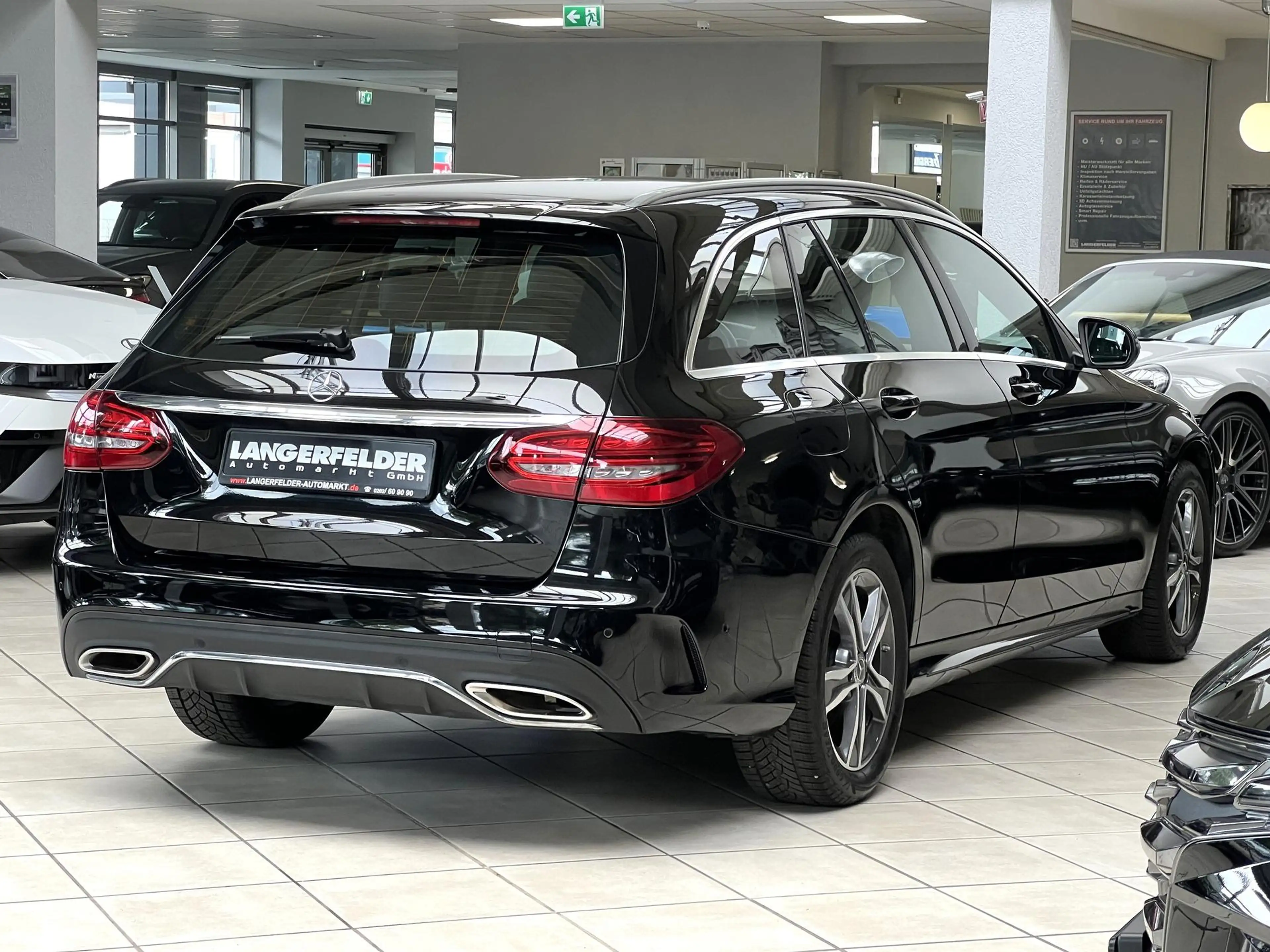 Mercedes-Benz C 180 C180 T AMG Line MBUX*Kamera*BT*LEDER*El.SITZE*TW — photo 3