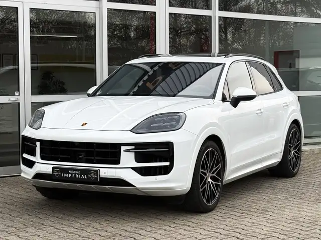 Porsche Cayenne S PANO+STNDH+LUFTF+HUD+360+ACC+MATRIX+21