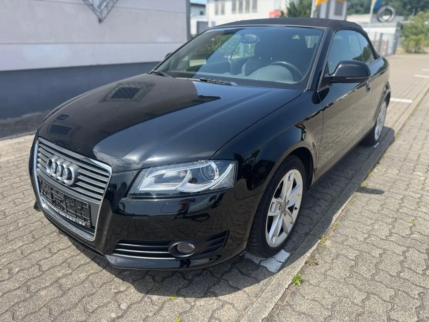 Audi A3 Cabriolet Ambition Schwarz - 2