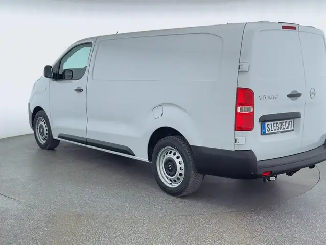 Opel Vivaro view 5