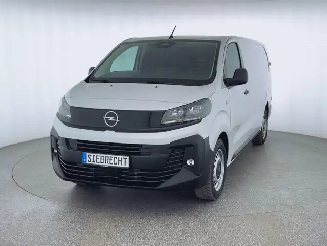 Opel Vivaro in White for sale